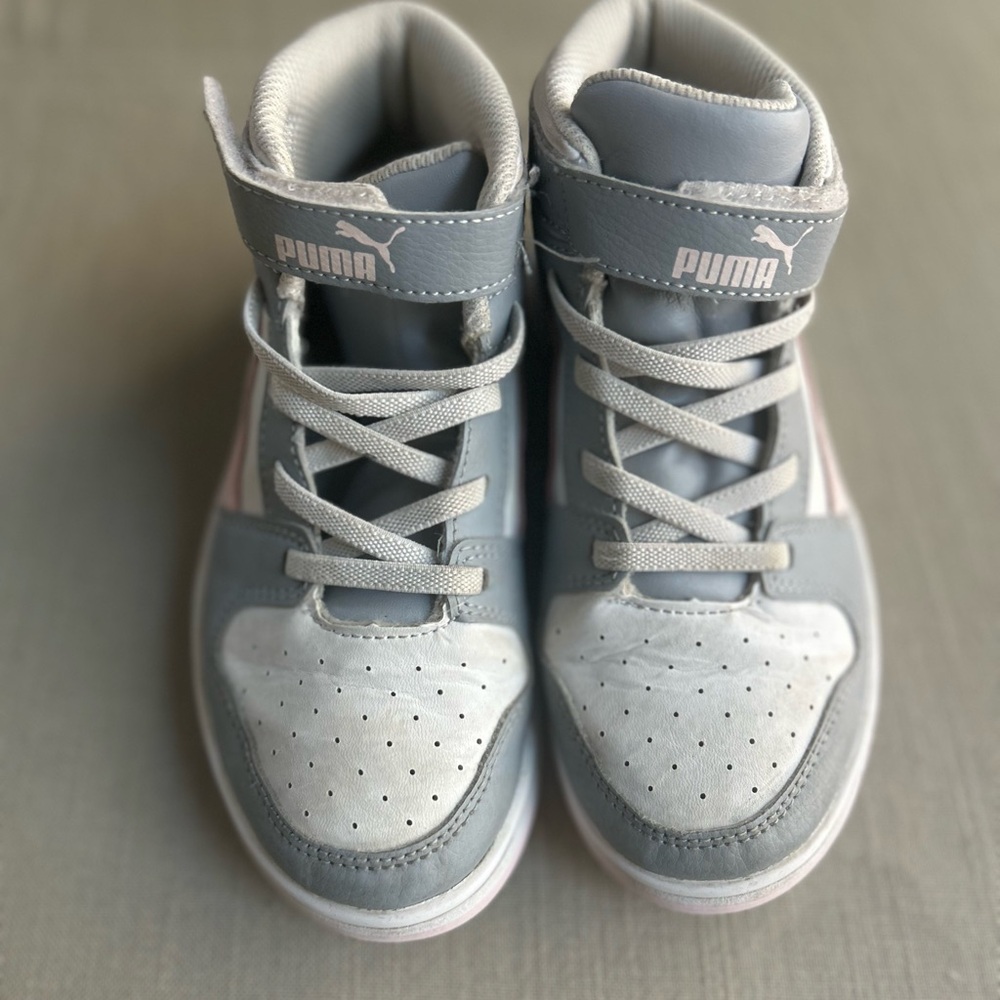 Puma Gray and White High-Top Sneakers with Classic Design